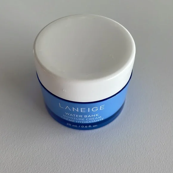 Laniege sample kit - Picture 6 of 6